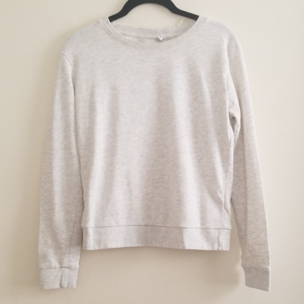 H&M Divided Light Heather Grey Pullover Sweatshirt